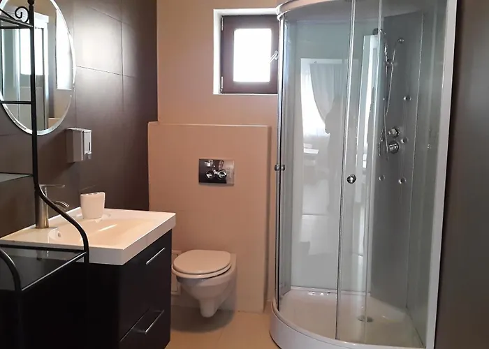 Coquette Mamaia Nord ゲストハウス ナボダリ