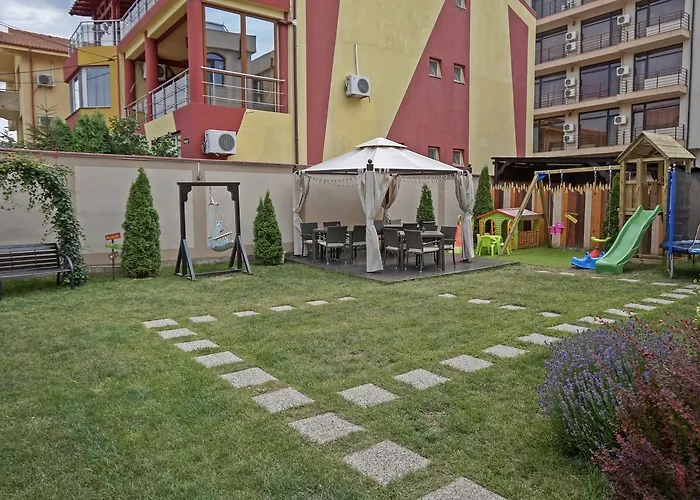 Coquette Mamaia Nord Guest house