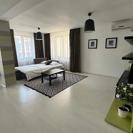 Coquette Mamaia Nord בית הארחה